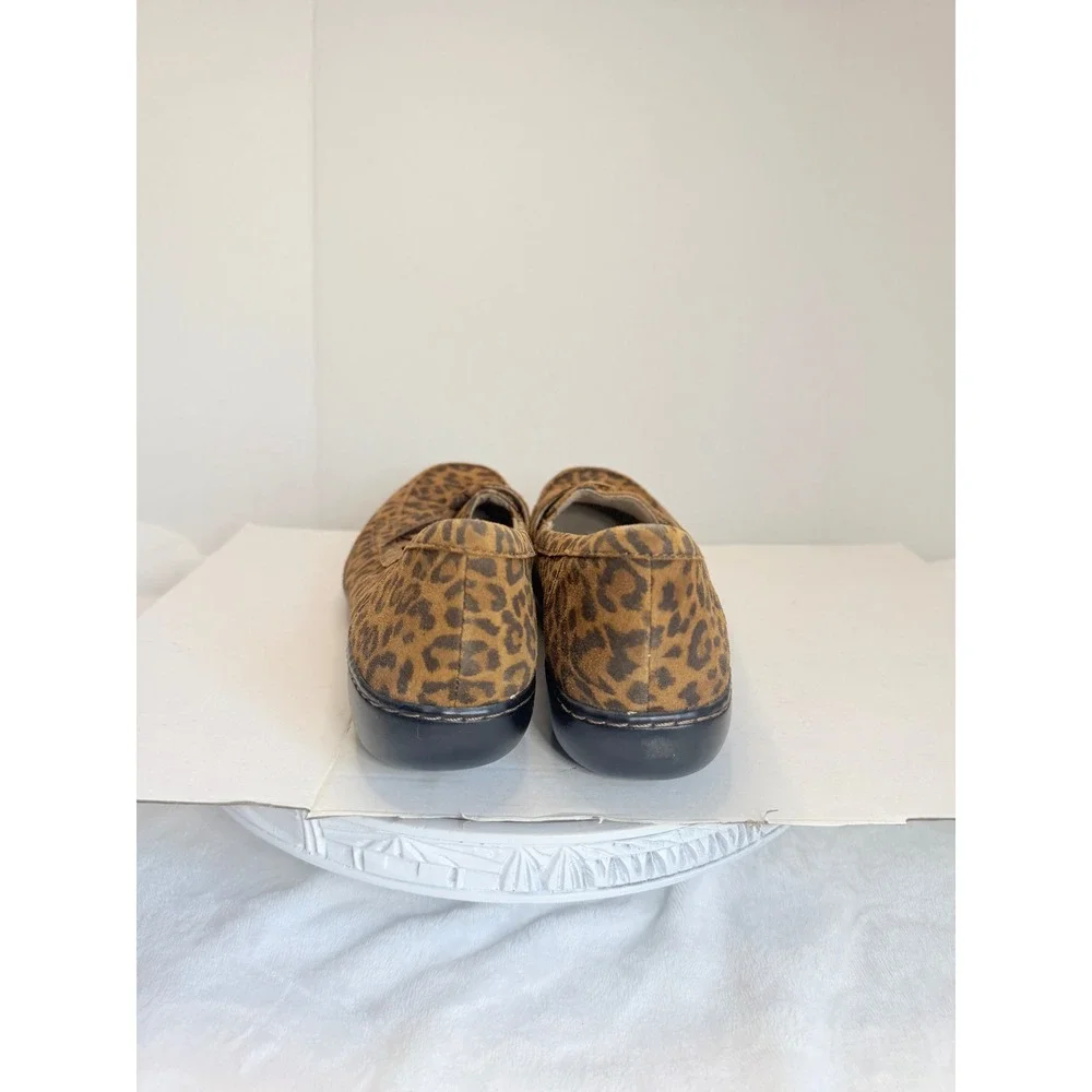Clarks Collection Loafers Womens 11 Brown Excellent Leopard Print Tassel Flats